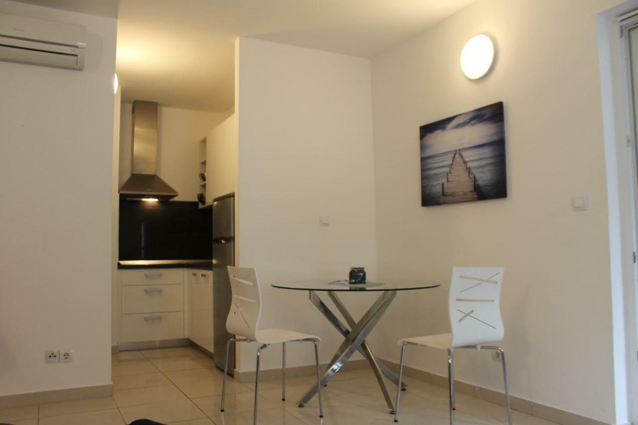 Apartman M&M Stara Novalja Luaran gambar